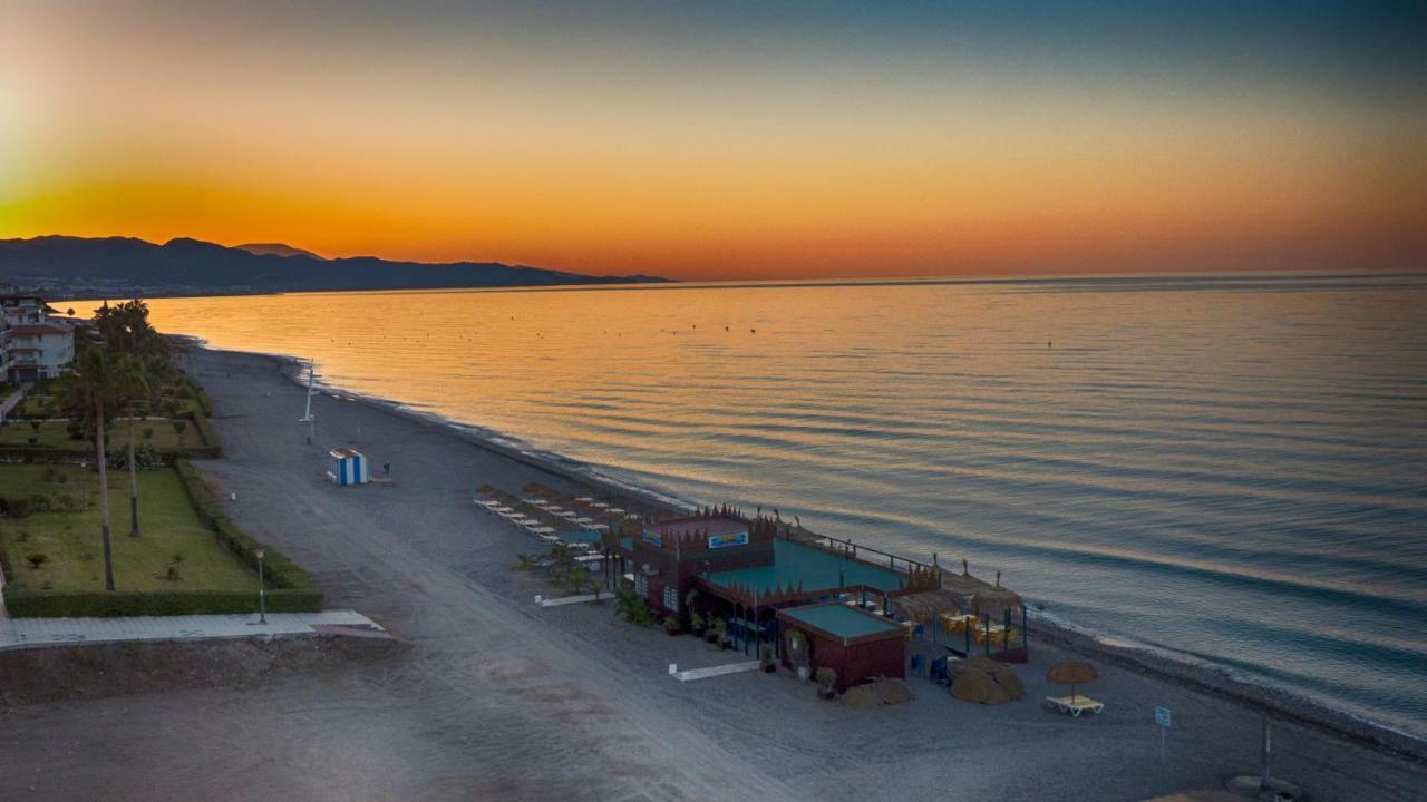 The Beach Penthouse Torrox Exterior photo